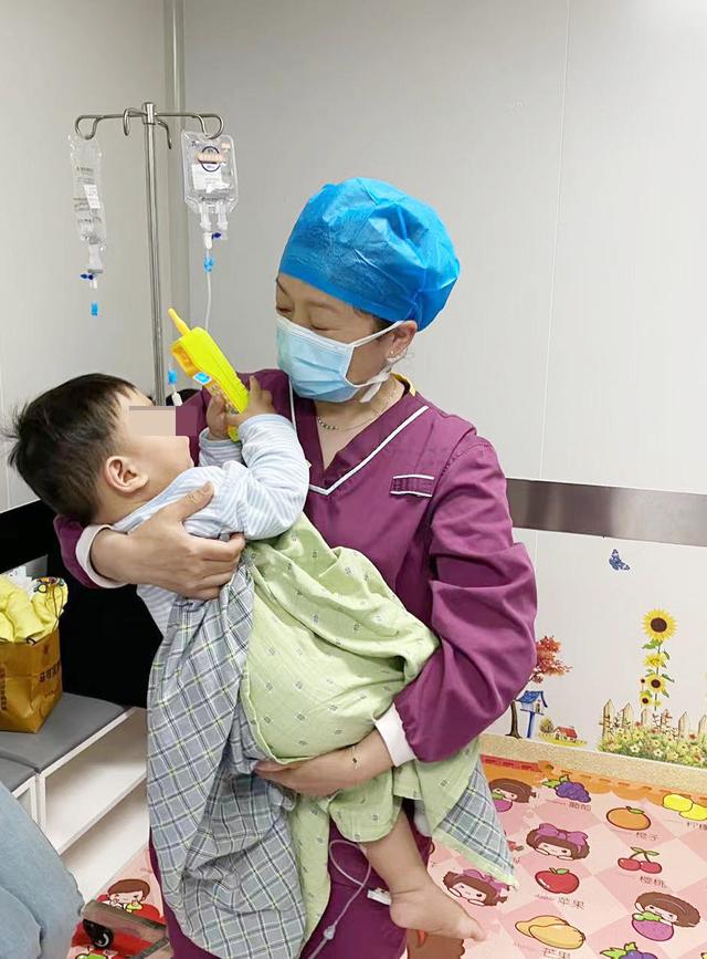 临沂市肿瘤医院门诊手术室副护士长马爱青：做温暖的一盏烛光-临沂市肿瘤医院介入科于广计