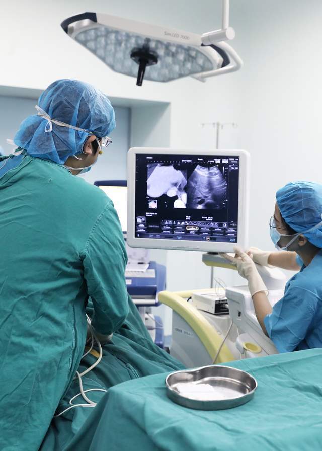 手术无影灯的前世今生-手术无影灯是什么灯