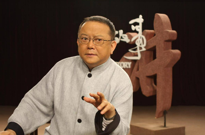 网曝王刚移民美国，已清空个人账号解散粉丝群，本人终于回应了！（演员王刚移民到哪个国家的）