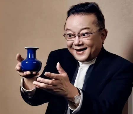 王刚回应“清空社交账号”一事：没兴趣和精力去经营，也没想移民（王刚72岁）