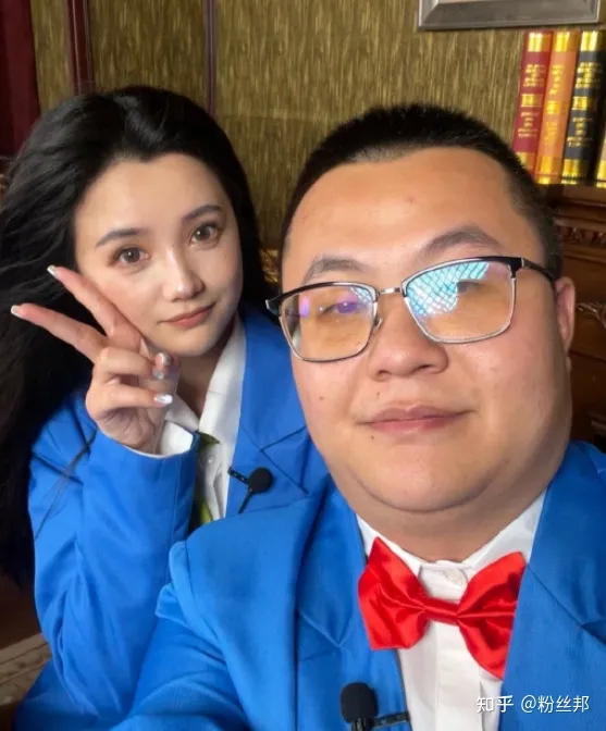 孙笑川官宣结婚上热搜，评论区大量谩骂节奏，老婆发文恳求别骂了（孙笑川结婚了吗）