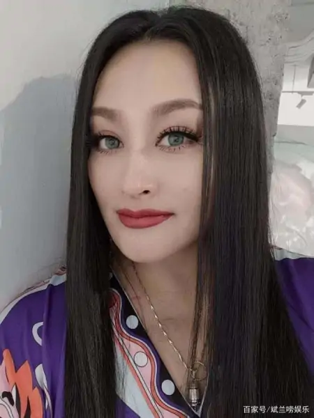 43岁台湾女星三胎梦碎，官宣喜讯9天后曝流产，曾两婚育有两女！（台湾明星生三胎）