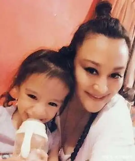 43岁台湾女星三胎梦碎，官宣喜讯9天后曝流产，曾两婚育有两女！（台湾明星生三胎）