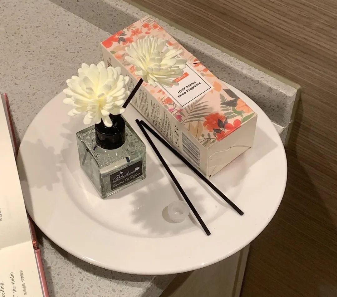 把五星级酒店香味带回家，12.8元/4瓶无火香薰，让你精致不止一点点-五星酒店的香薰