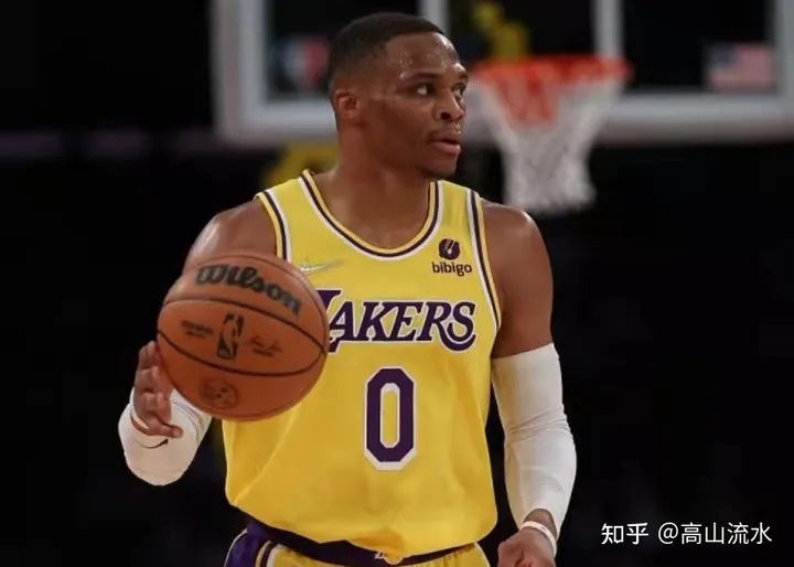 NBA排名：10连胜！太阳剑指榜首，湖人跌第8，火箭13连败垫底！-nba排名及连胜