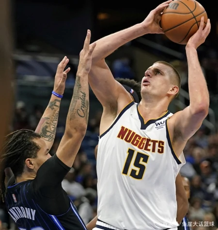 NBA新排名！湖人渔翁得利，东部豪强追上篮网，昔日鱼腩紧追热火-nba湖人队人员名单