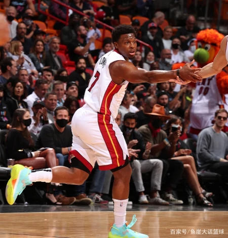 NBA新排名！湖人渔翁得利，东部豪强追上篮网，昔日鱼腩紧追热火-nba湖人队人员名单