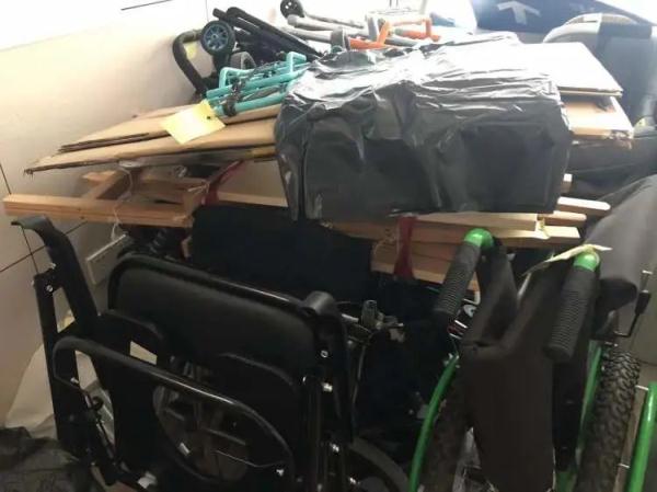 近期坐过火车的这些人，请尽快联系12306！（坐火车遇到问题找谁解决）