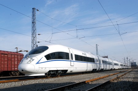 买票更方便！12306售票时间延长到凌晨1点，24小时可退票（下载12306铁路订票官网显示密码错误）