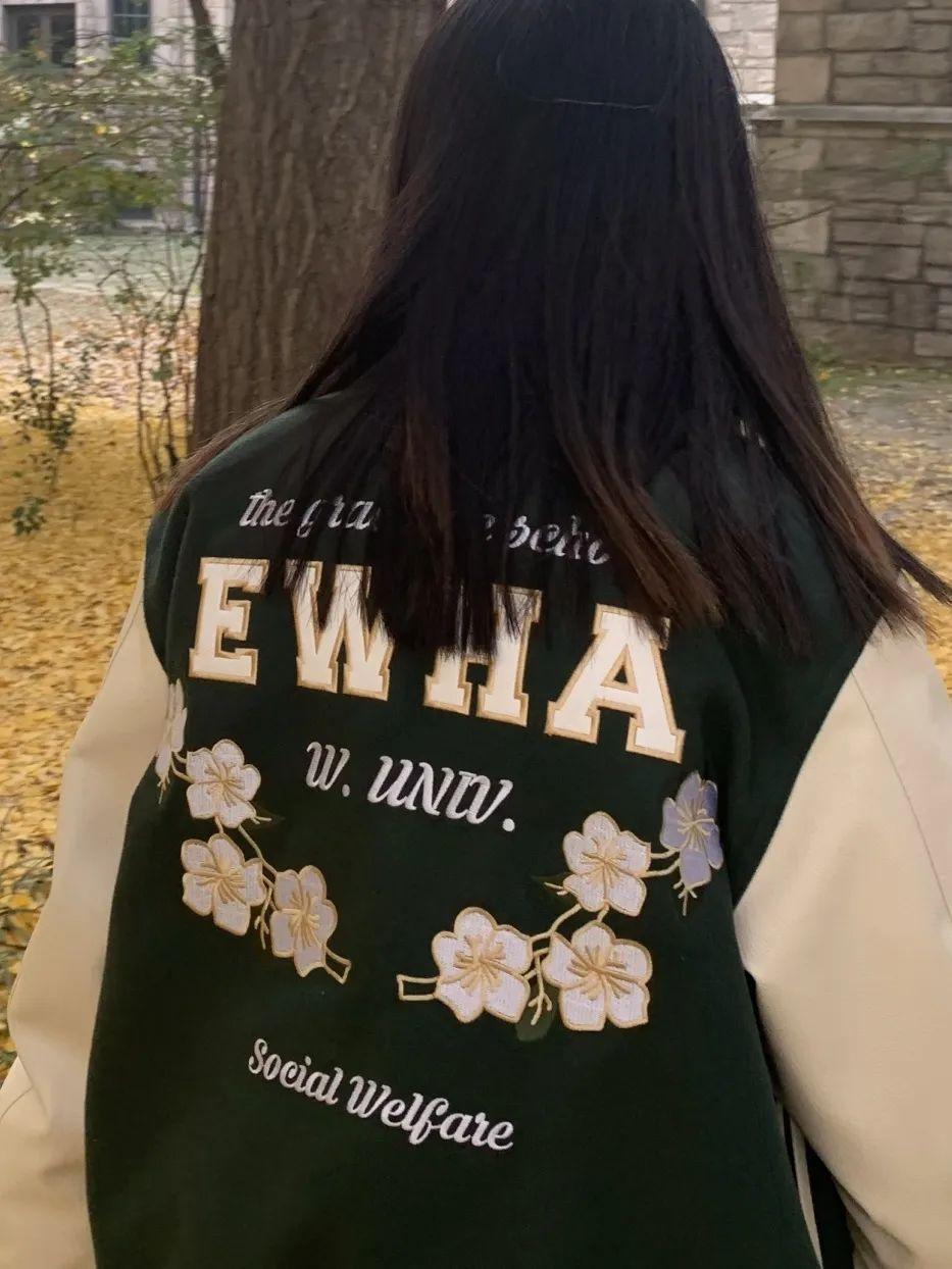 快 200 岁的校名棒球夹克，怎么就成了韩国年轻人的时尚单品？-棒球夹克是什么面料