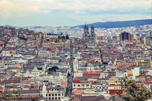 厄瓜多尔是哪个国家的殖民地-厄瓜多尔是共和国吗