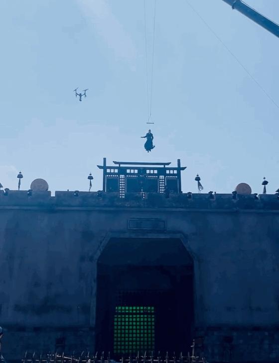 如何看待网传长月烬明古偶妆造， 尊重观众比什么都强？（长月无烬剧照）