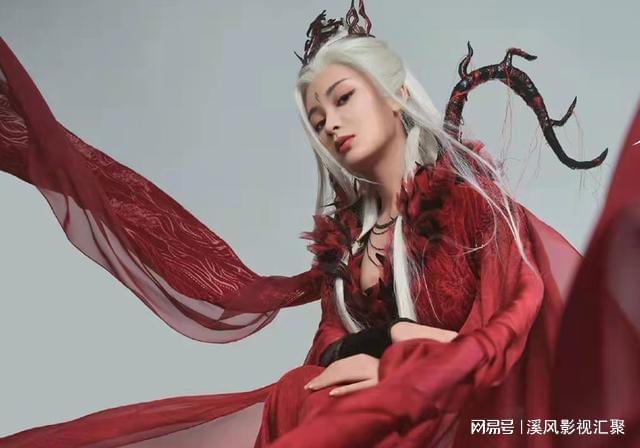 《长月烬明》上下两部58集，2023年登陆优酷，罗云熙古装太帅！（长月无烬原著小说）