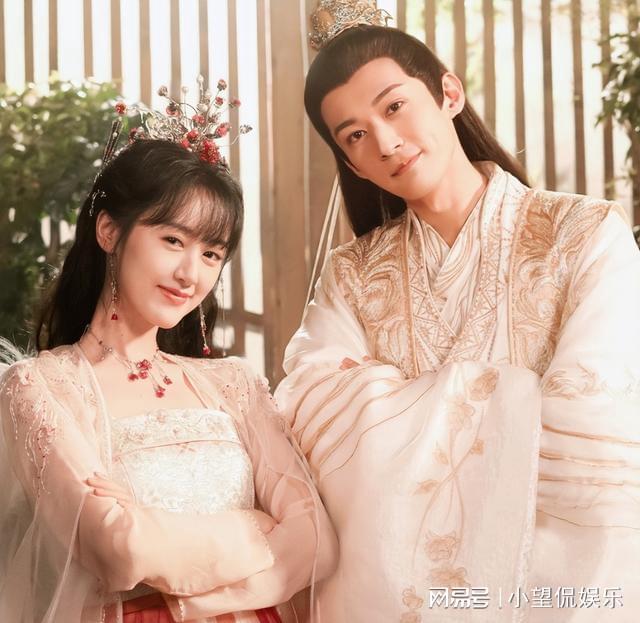 《长月烬明》原文两版结局，我宁要悲不要喜，只因强行HE多难堪（长月无烬是什么意思）