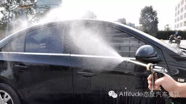 【科普】汽车手刹的使用禁忌-汽车手刹操作