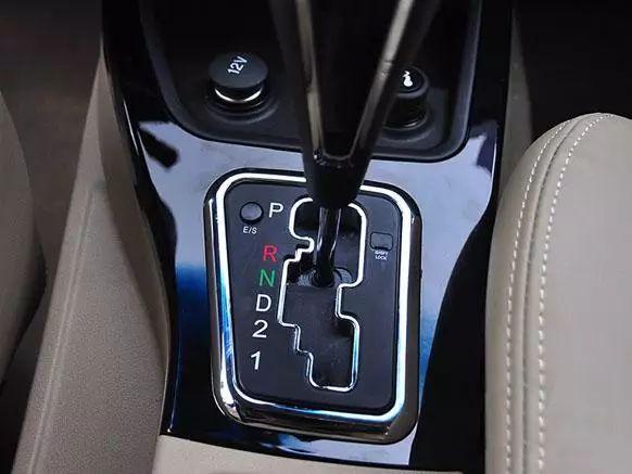 从手动挡到自动档，这5大驾驶误区注意了-手动挡如何驾驶自动挡