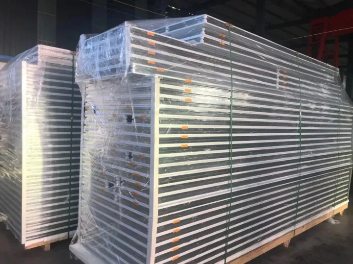 山东胜博75*1180型双面纳米彩钢手工岩棉净化板出口哈萨克斯坦第一单来了！-山东胜博建筑科技有限公司楼承板