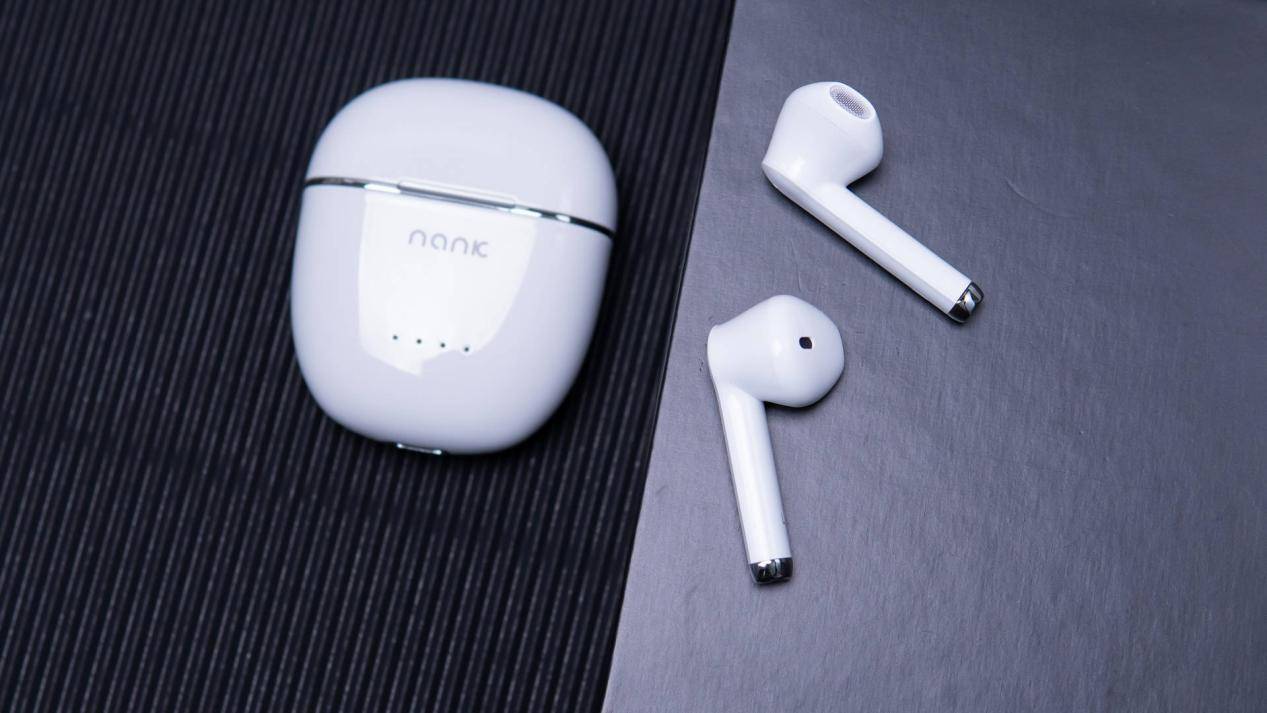 玩游戏用哪款蓝牙耳机好？手游吃鸡专用耳机排名-玩游戏哪款蓝牙耳机好