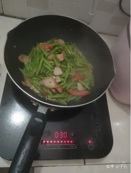 电磁炉加热一下停一下是什么故障诊断?-电磁炉加热一下停一下又加热