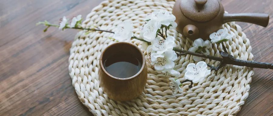 桶装水行业乱象丛生，商用净水器将成市场主流产品-桶装纯净水机价格