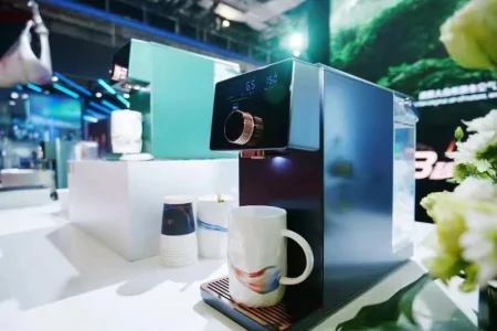 英国家电品牌 IAM进博会全球首发熟水机新品-英国电器产品认证