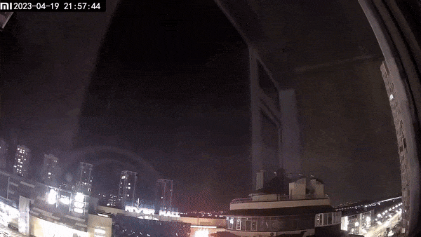 乌克兰夜空坠落巨型火球！NASA否认美国卫星，分析：不是人造物体（乌克兰爆炸事件）