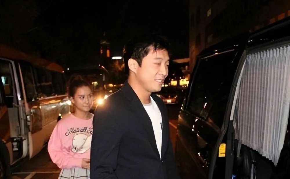 赌王最美千金要大婚 窦骁如愿入豪门！婚礼细节流出-赌王千金和窦骁谁厉害