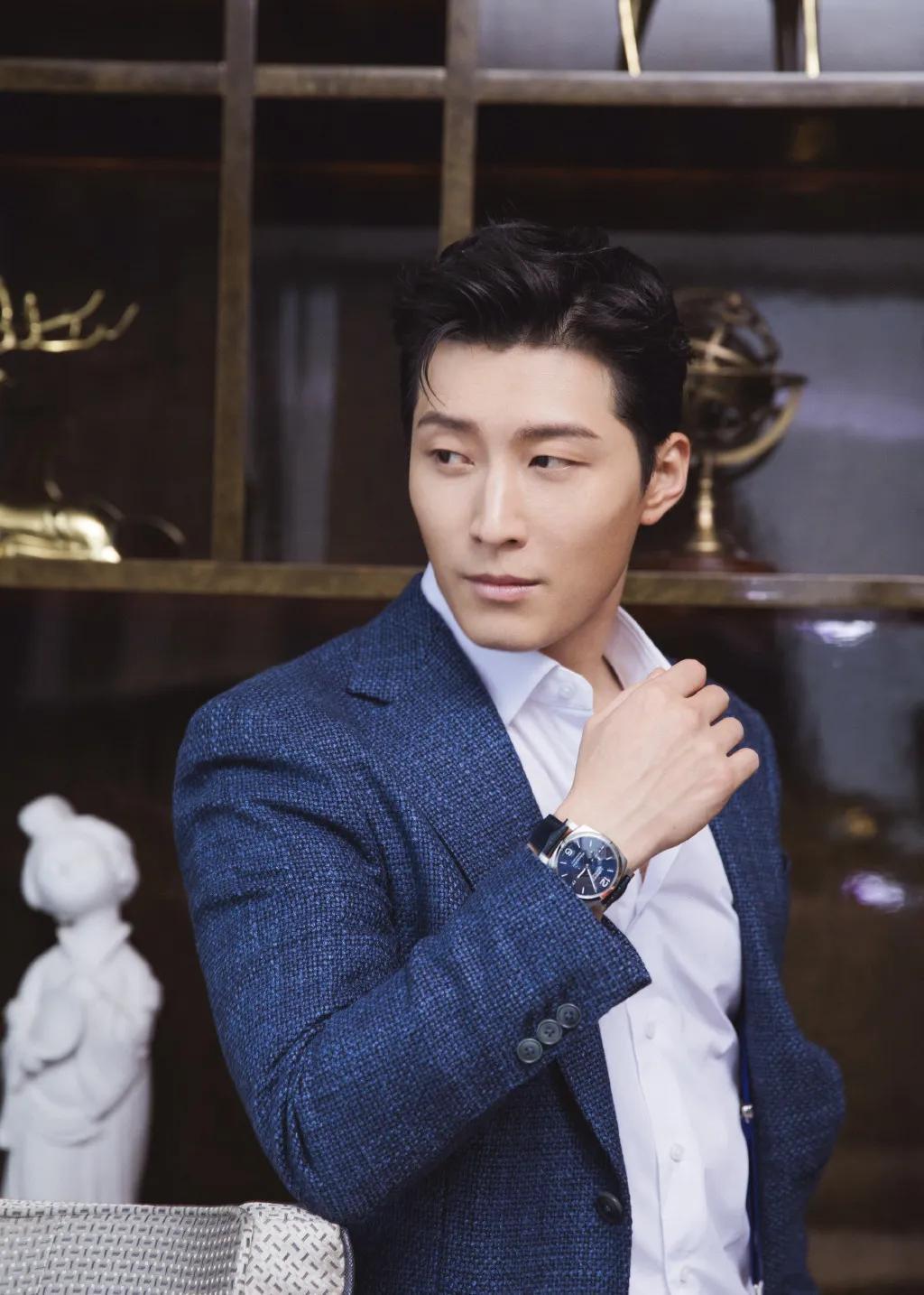 窦骁-华语影视男演员，"赌王最美千金"何超莲的老公-窦骁和赌王千金何超莲是几房生的