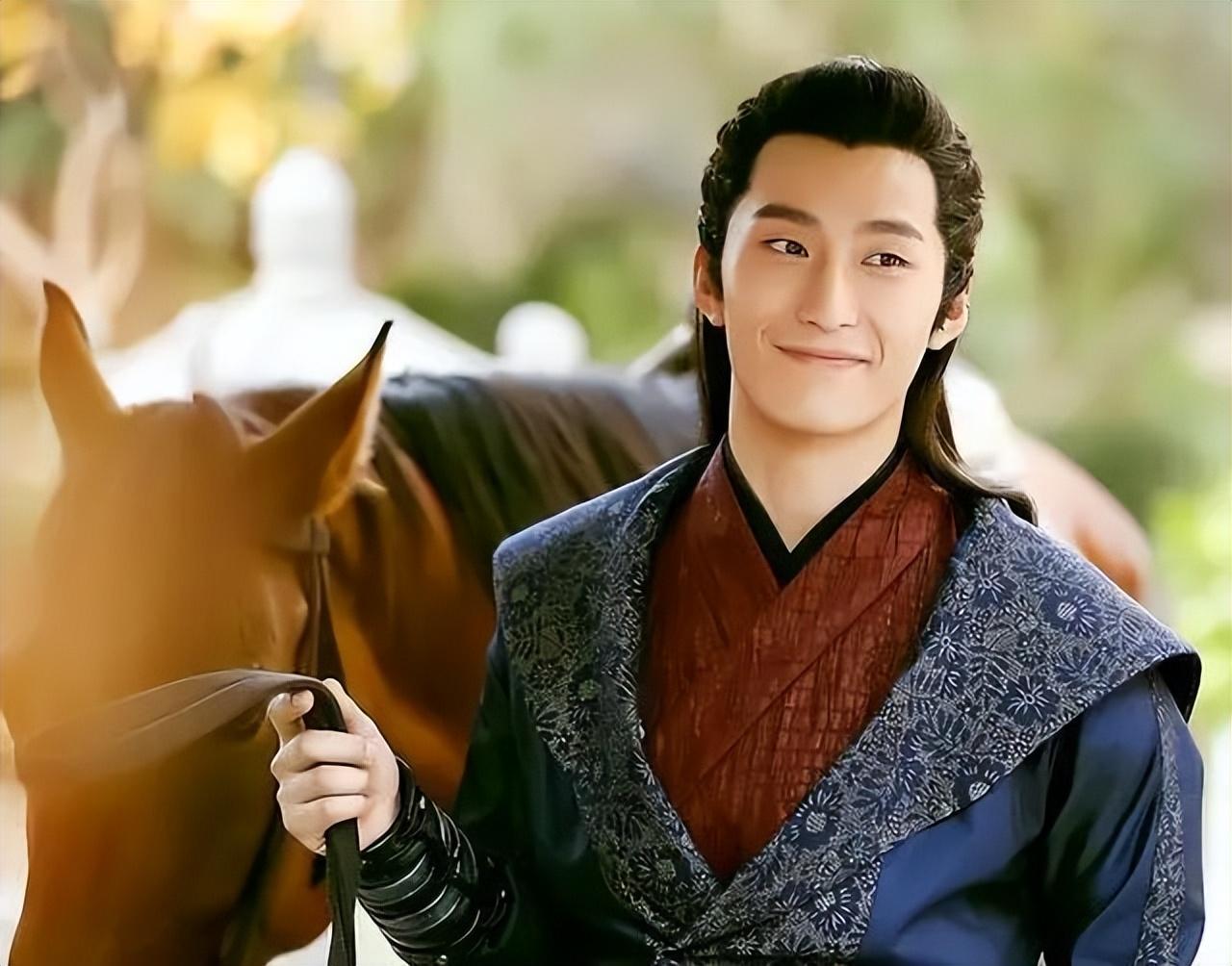 窦骁“嫁入”豪门之路，和他背后隐藏的3位年轻“富婆”-窦骁富家女