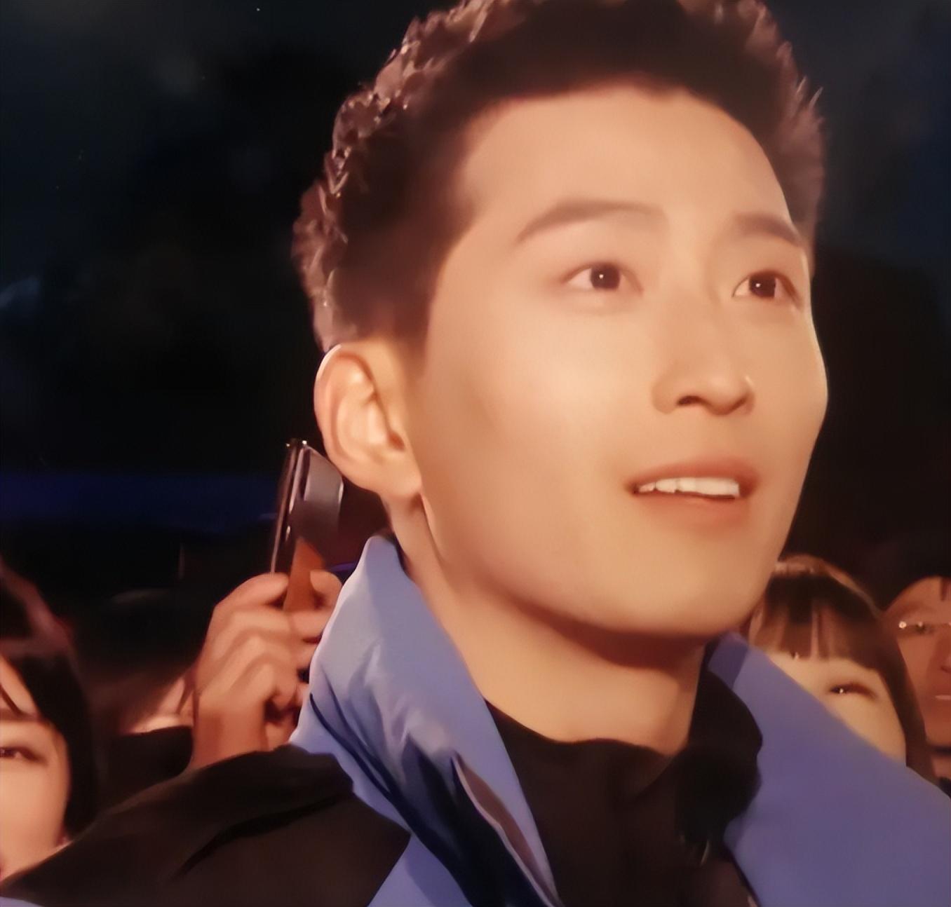 盘点窦骁历任女友，何超莲赢麻了-窦骁谈过的女友