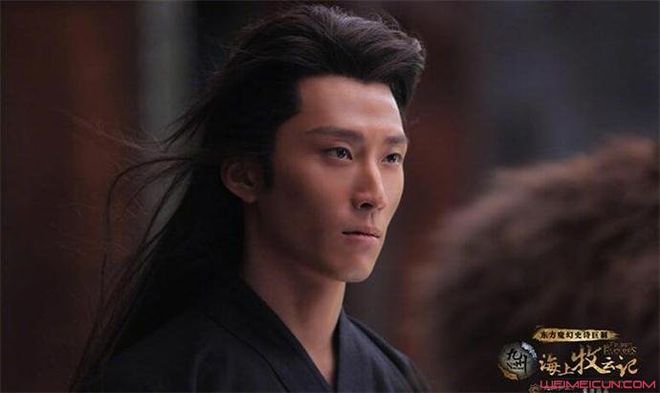 窦骁父母是谁及干什么的 窦骁雄厚背景父母惊人身份遭起底-窦骁家世显赫