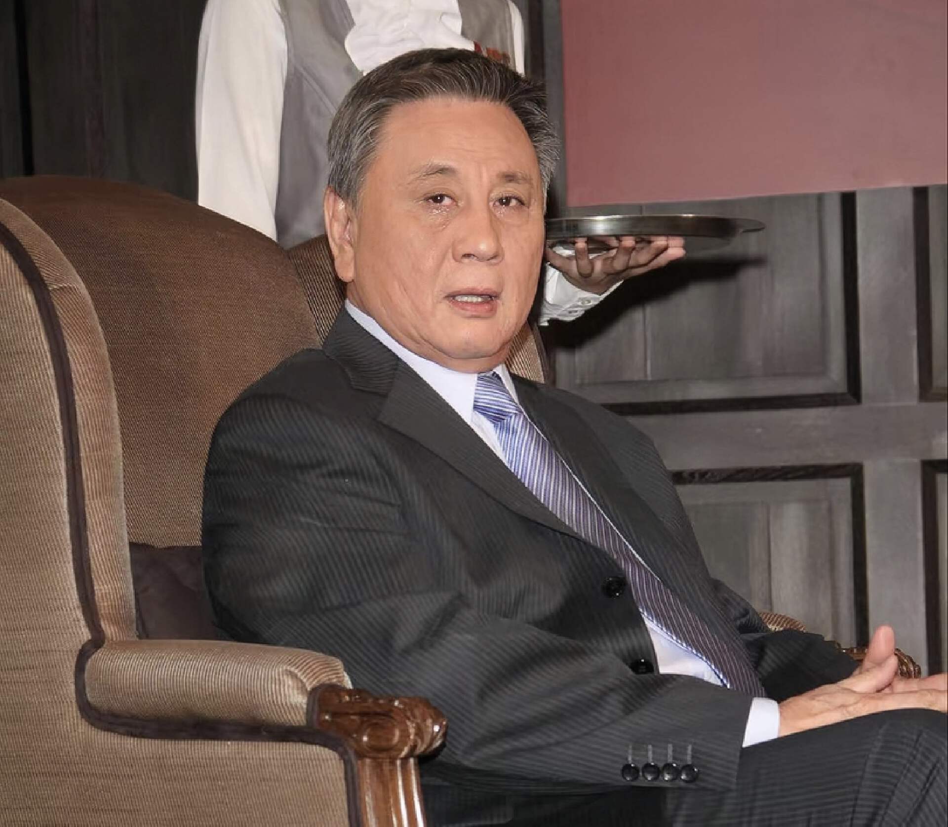 突传死讯！香港知名影星因病离世，生前爱吃甜食一度胖到240斤（香港巨星死于不幸事件视频）