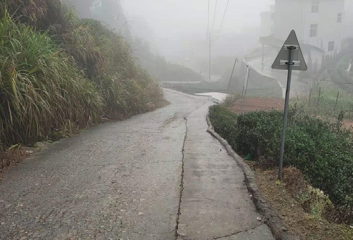 火灾案例警示 | 贵州一民房发生火灾，两名女童不幸丧生！（贵州发生火灾事件原因）