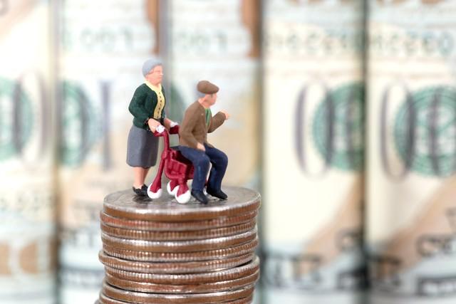 6月6日晚间养老金方案公布了？3000元养老金在湖南能涨多少钱？-湖南养老保险交3000退休拿多少