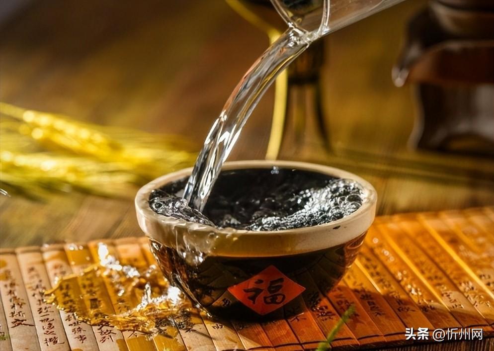 10781一定是纯粮食酒吗？怎么看是纯粮酒还是勾兑酒？必看-10781一定是纯粮酒吗