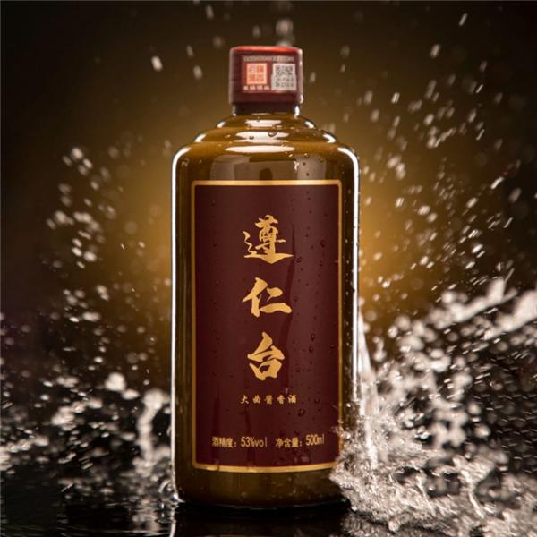 这2款“便宜”白酒，因包装低调遭酒友冷落，其实都是正宗纯粮食酒-便宜的白酒品牌有哪些好