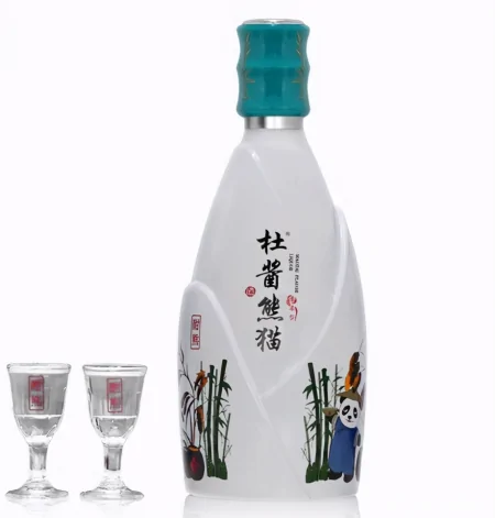 买白酒，酒瓶身只要有“这串字符”，别管多便宜，都是粮食酒-白酒瓶身标签