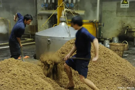 4种便宜白酒，摆在货架“无人问津”，其实是纯粮食酒，内行才买-白酒最便宜的多少钱