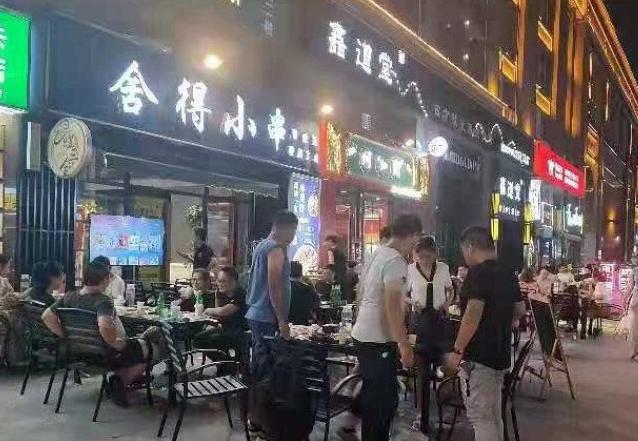 进淄取经！潍坊文旅局长去淄博烧烤摊“揽客”，称并非是临时起意（潍坊文旅局局长）