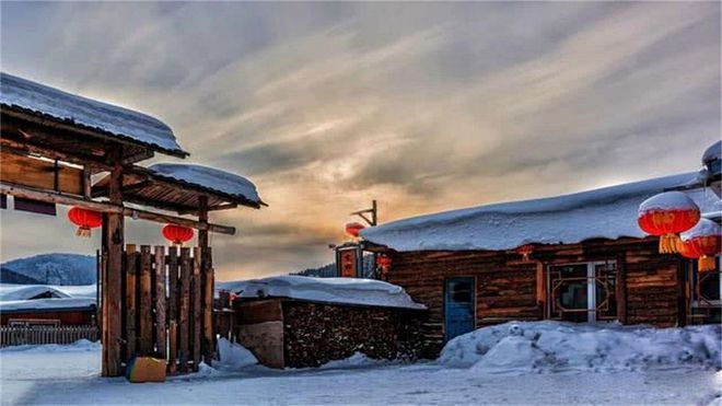 “雪乡”整改后宣布明码实价，一看价格表，游客：光明正大的宰客-雪乡游玩项目价格表