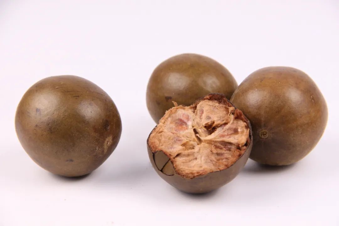 罗汉果鉴别(罗汉果、黄金罗汉果区分、街边罗汉果花草茶真伪大揭秘)-罗汉果与黄金罗汉果的区别