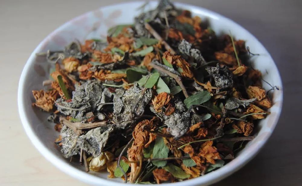 罗汉果鉴别(罗汉果、黄金罗汉果区分、街边罗汉果花草茶真伪大揭秘)-罗汉果与黄金罗汉果的区别