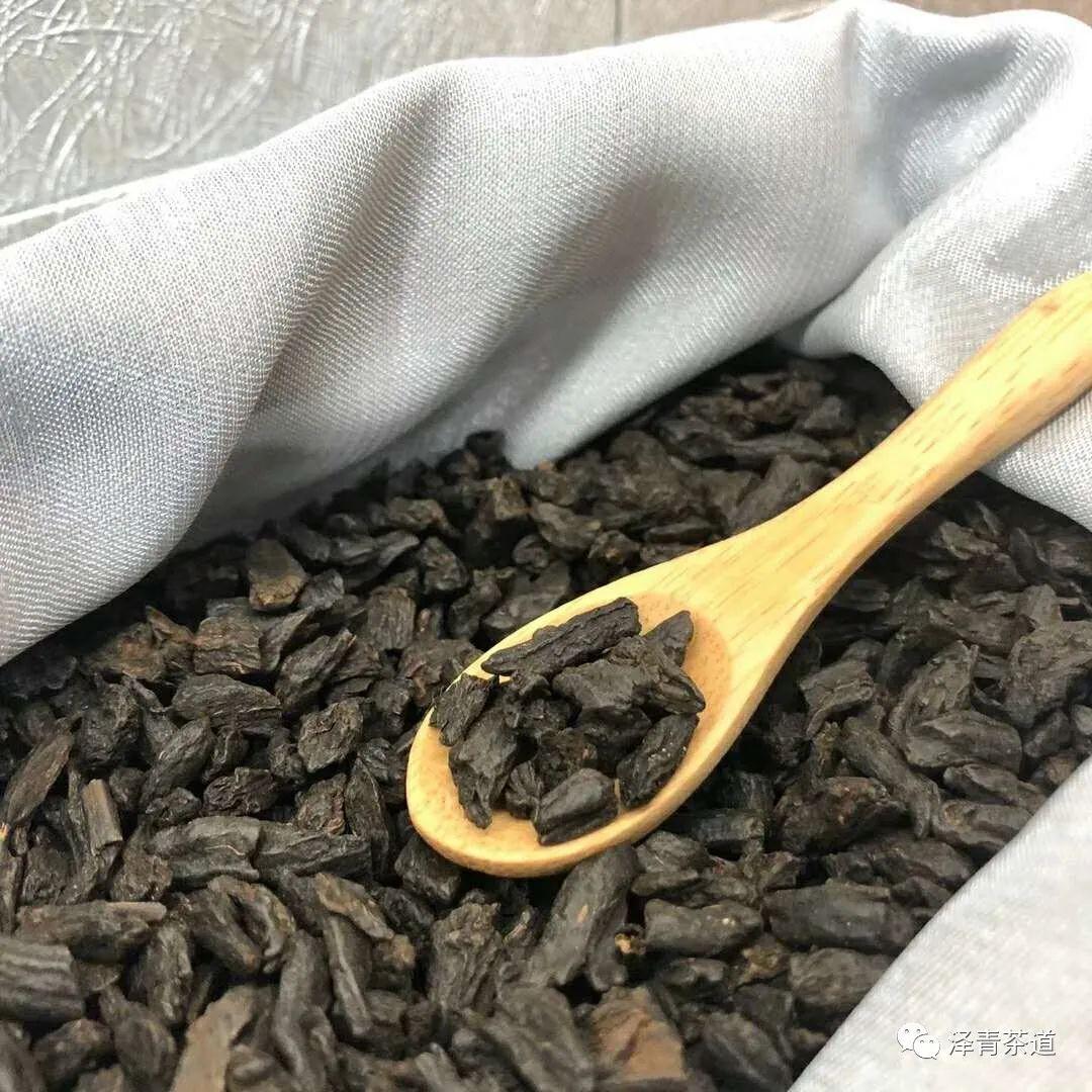 糯香味碎银子（茶化石），春季养生必备-碎银子茶化石是什么颜色的