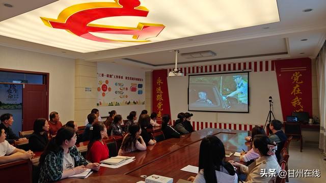 甘州区南街街道泰安社区召开“遵国法纠四风 杜绝酒驾醉驾”专题警示教育会-甘州区南街社区卫生服务中心