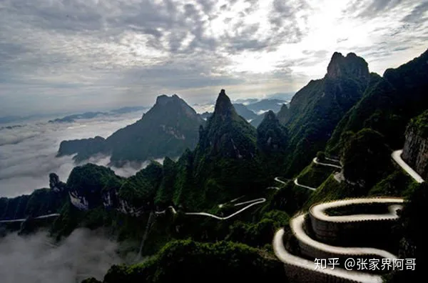 张家界三日游攻略，三天时间玩遍张家界核心景点，不虚此行！-张家界三日游路线攻略大全