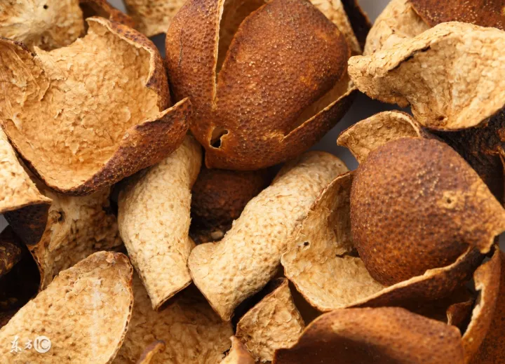 陈皮的10个功效与作用，食用陈皮的禁忌！（陈皮有什么功效与作用）