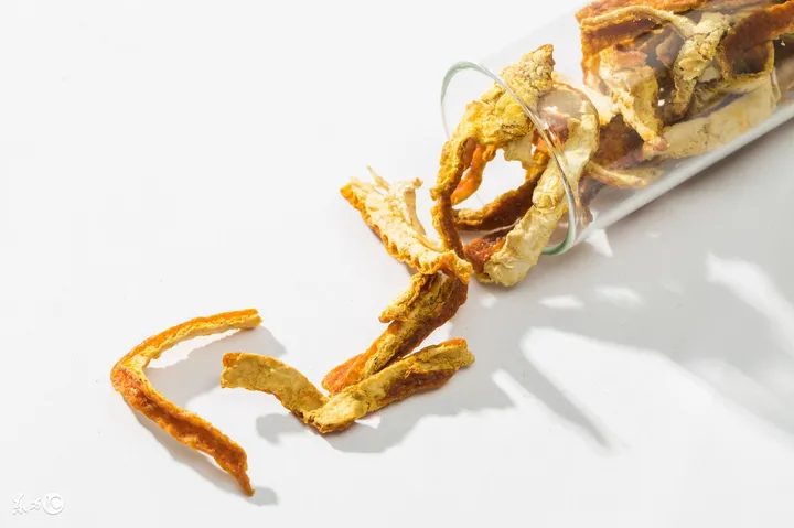 陈皮的10个功效与作用，食用陈皮的禁忌！（陈皮有什么功效与作用）
