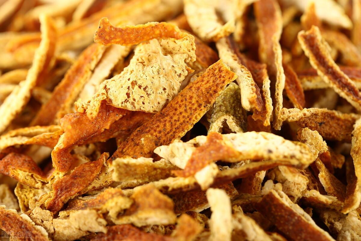 陈皮养生有三大益处，理气健脾、燥湿解酒，但有两种用法损人元气（陈皮有什么疗效和功效）