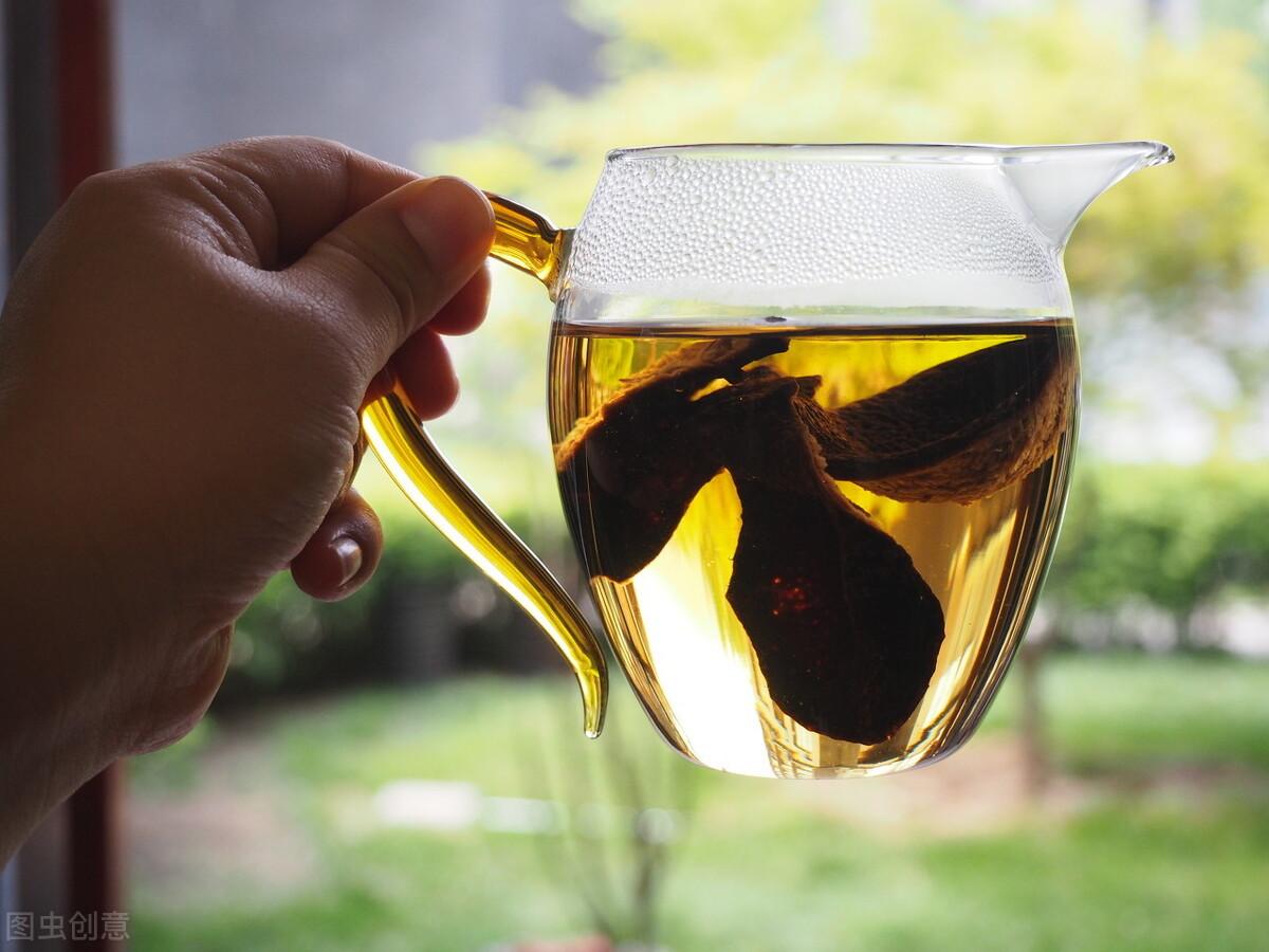 陈皮养生有三大益处，理气健脾、燥湿解酒，但有两种用法损人元气（陈皮有什么疗效和功效）