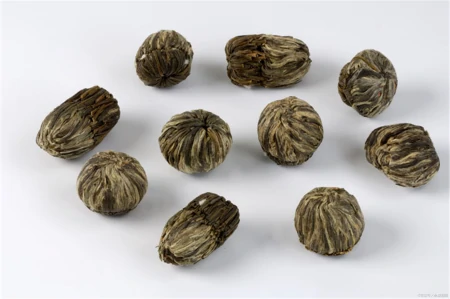 慢性咽炎如何调理？多喝“五大神水”，越舍得喝，喉咙越舒服（慢性咽炎有什么泡水喝）